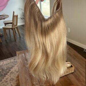 LUXY Halo Hair Extensions Natural Blonde Balayage Luxy